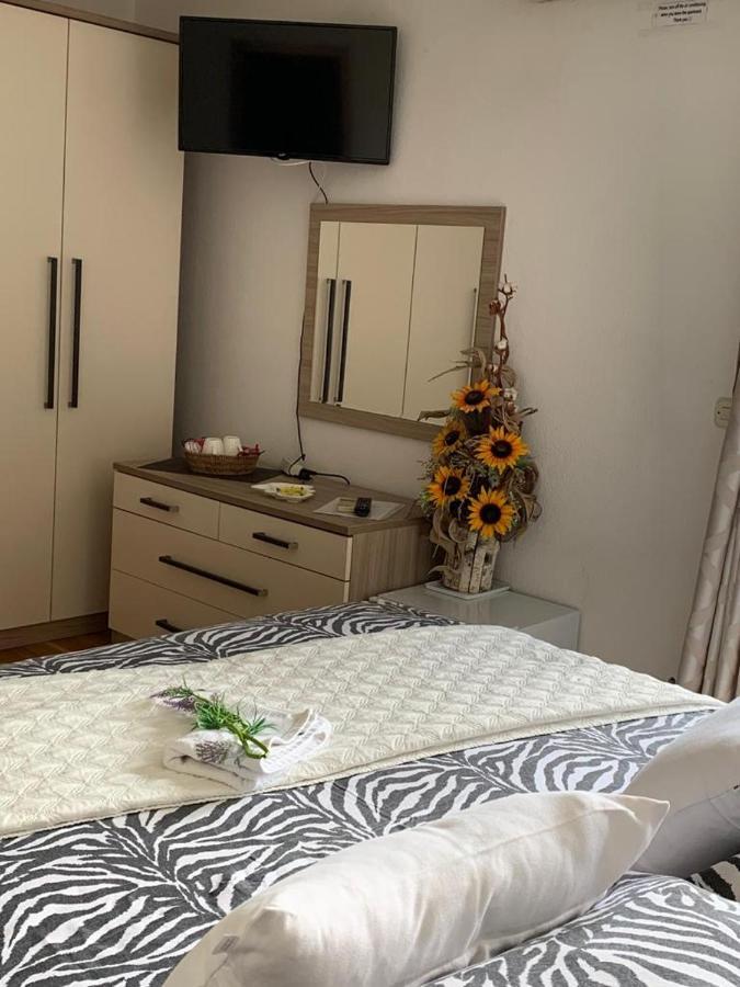 Apartment And Room Hoselito Makarska Luaran gambar