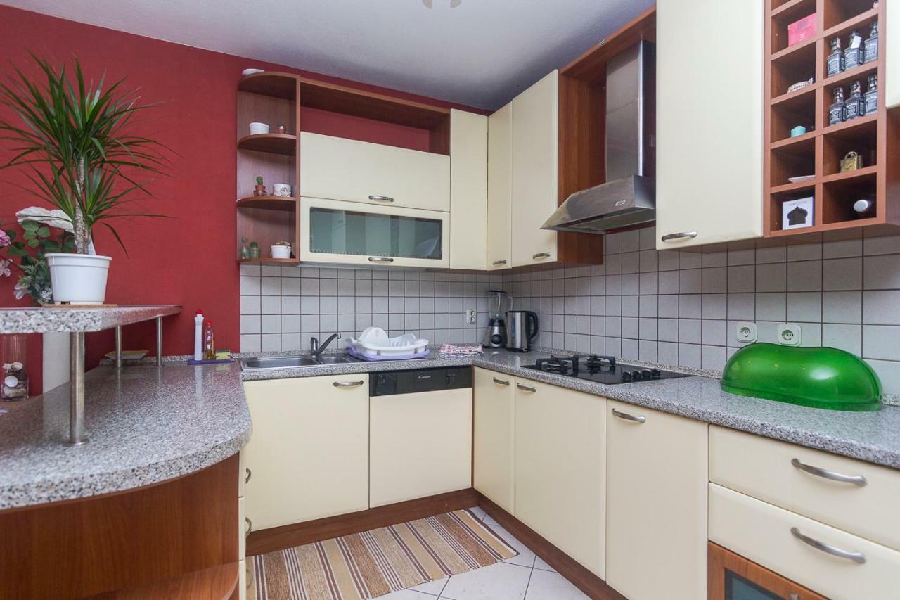 Apartment And Room Hoselito Makarska Luaran gambar